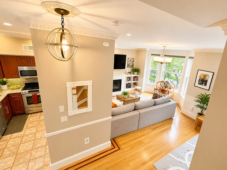 39 Old Harbor St #2 — Photo 8