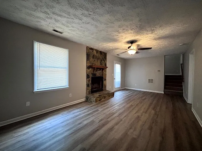 2508 Lull Water Dr — Photo 7