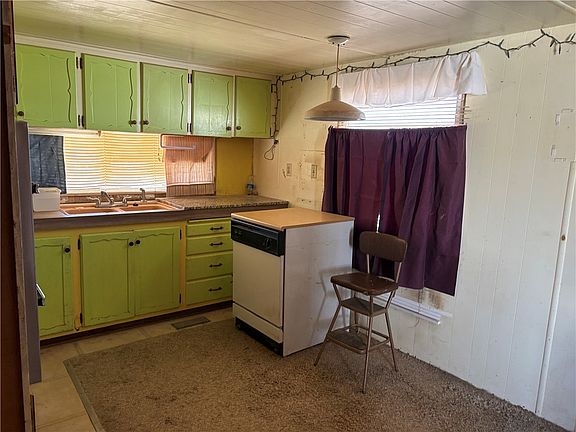 5th image of 18192 N Palm Drive