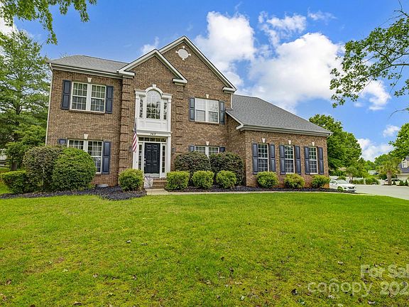 2nd image of 143 Harbor Cove Ln