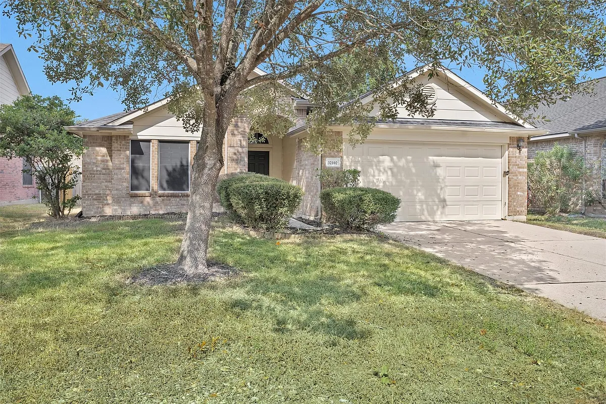 Building Photo - 32102 Decker Oaks Dr
