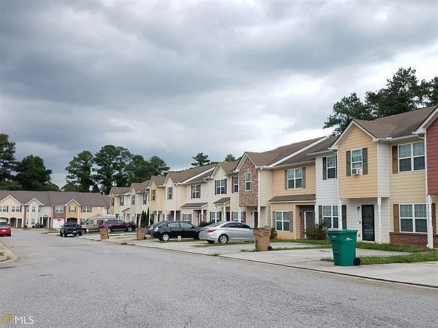 2nd image of 6866 Mountain Cir
