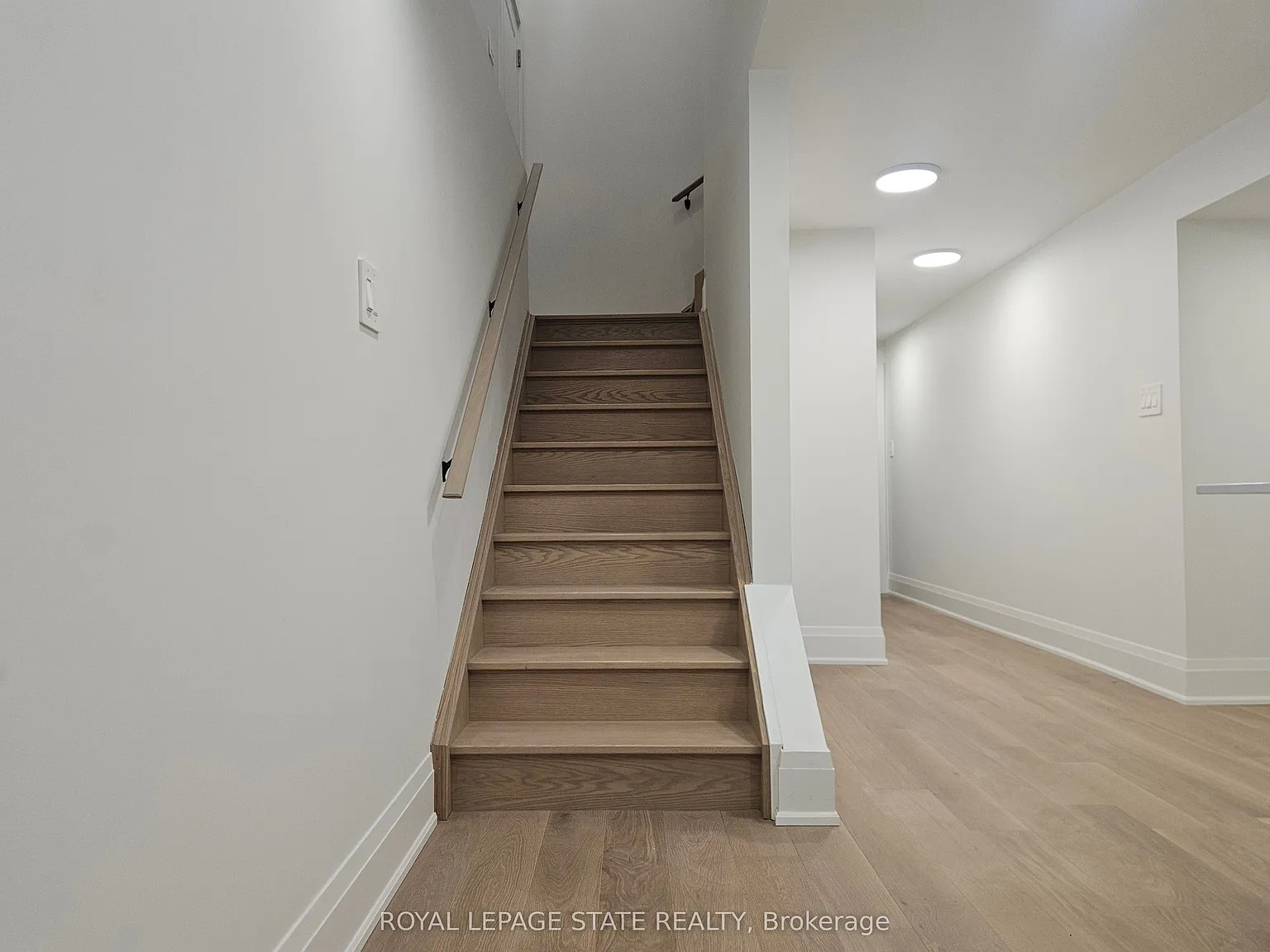 2 bed, $2,500 — Photo 2