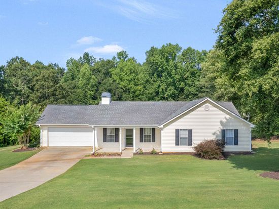 370 Cattlemans Cir, McDonough, GA 30252