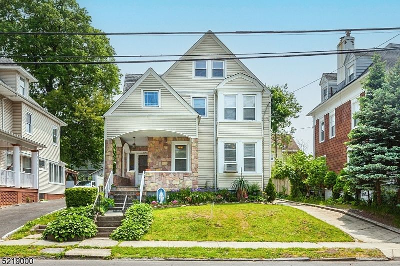 1st image of 719 Degraw Ave