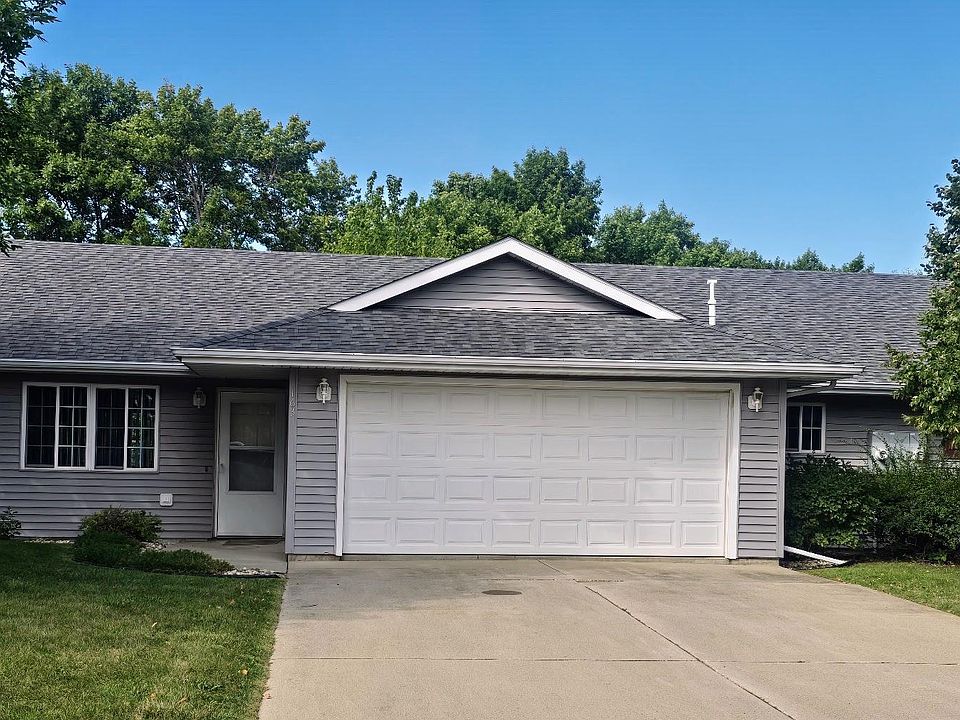 1st image of 163 Ridgeview Dr
