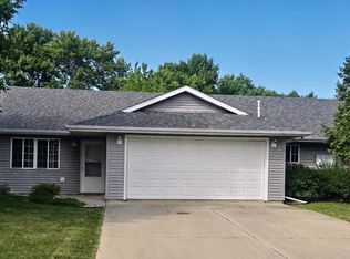 163 Ridgeview Dr, Pipestone, MN 56164