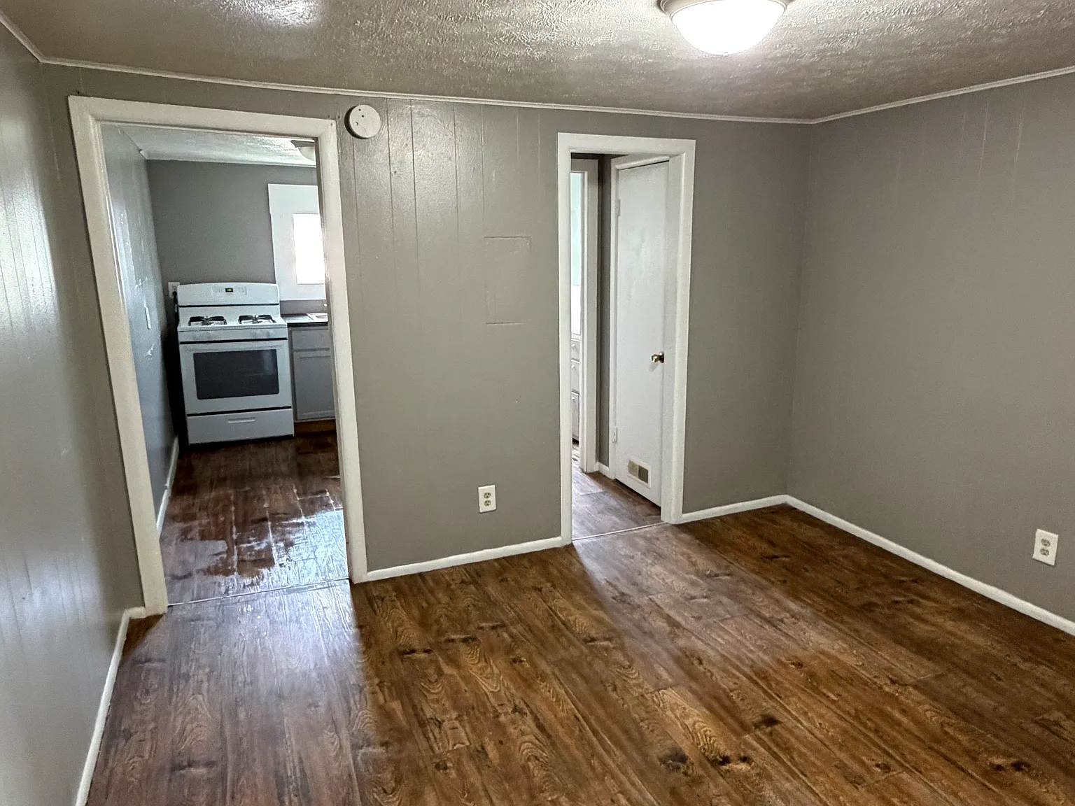 1 bed, 600 sqft, $875 — Photo 2