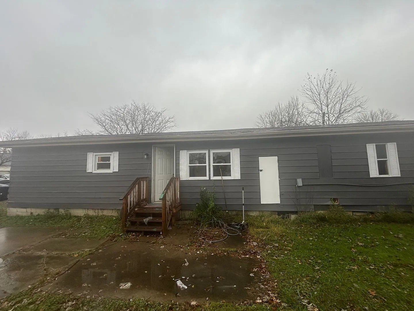 Charming 3-Bedroom Single Family Property in Prime Location — Photo 1