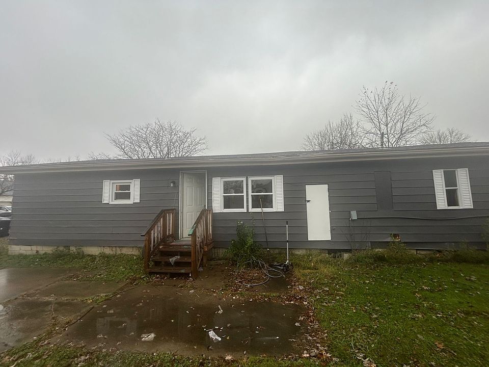1st image of 476 Stallion Ct