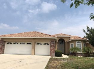 15974 Sunburst Dr, Fontana, CA 92336