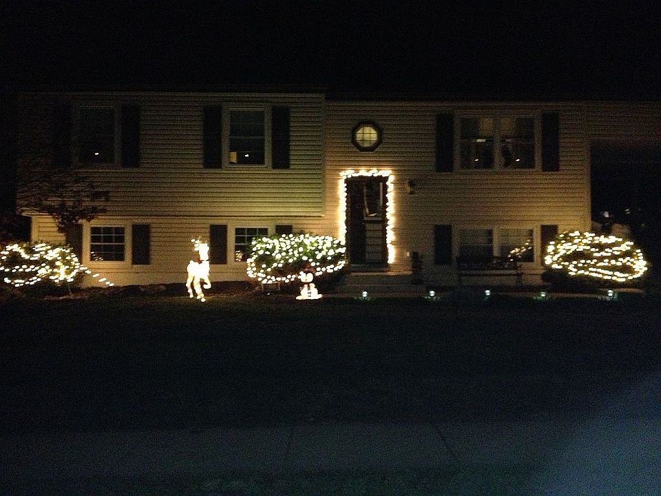 2nd image of 24117 Bush Hill Rd