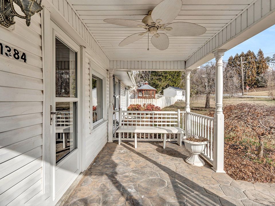 1384 Goodwin Ave, Salem, VA 24153 Zillow