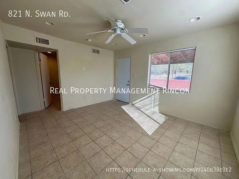821 N Swan Rd — Photo 5