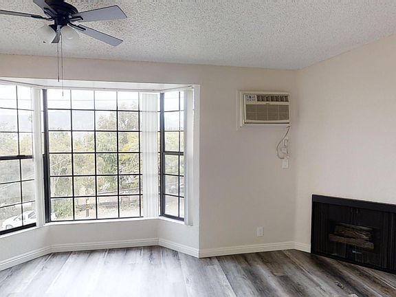 5th image of 10256 McClemont Ave #301
