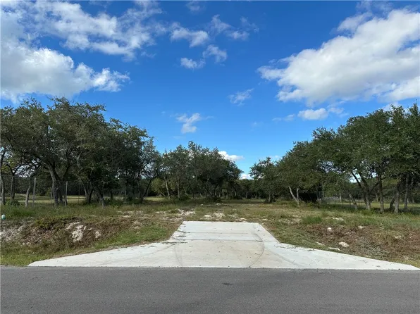 1709 Lone Star Rd, Rockport, TX 78382