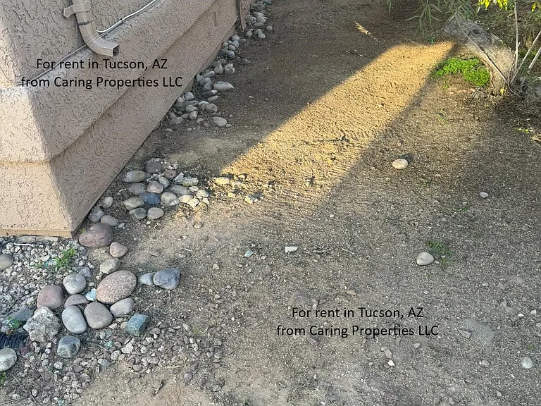 913 E Hedrick Dr #2 — Photo 16