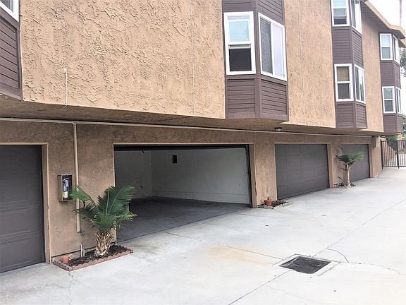 2 cars garage