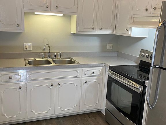 4th image of 8239 Archer Ave APT 3