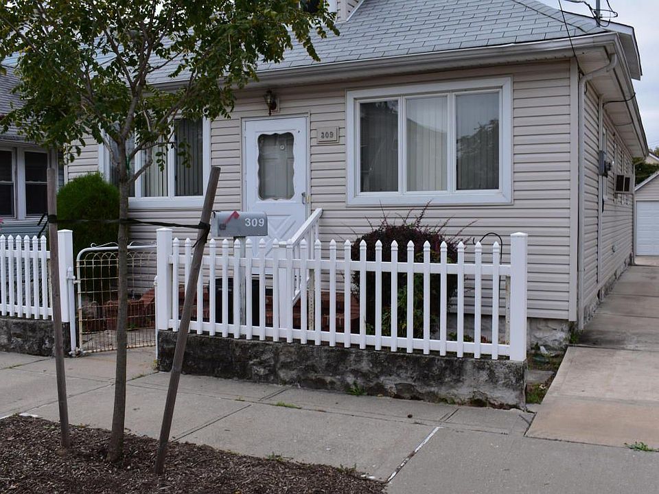 1st image of 309 Kiswick St