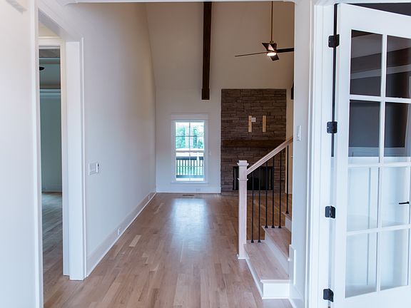 5th image of 2607 Oxford Pl Lot 285