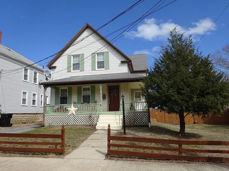 1st image of 14 Forest Avenue Ct
