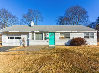 5 Melville Pl, Wayland, MA 01778