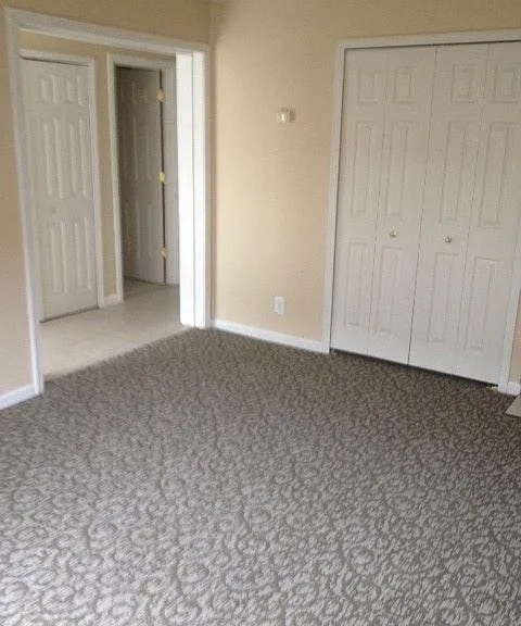 968 Village Dr — Photo 5