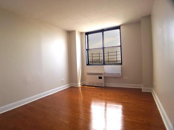 4th image of 3333 Broadway APT D19h