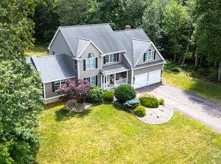 132 Deerwood Rd, Tolland, CT 06084