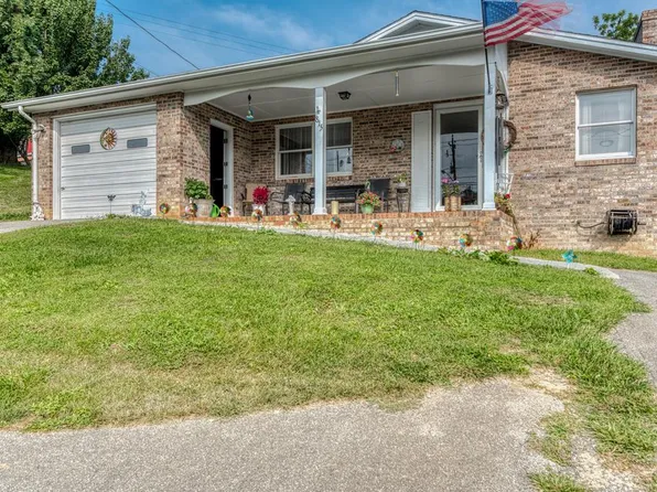 815 N Main St, Marion, VA 24354