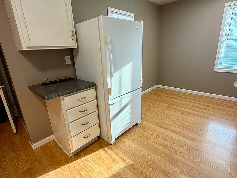 3809 Larchmont St — Photo 14