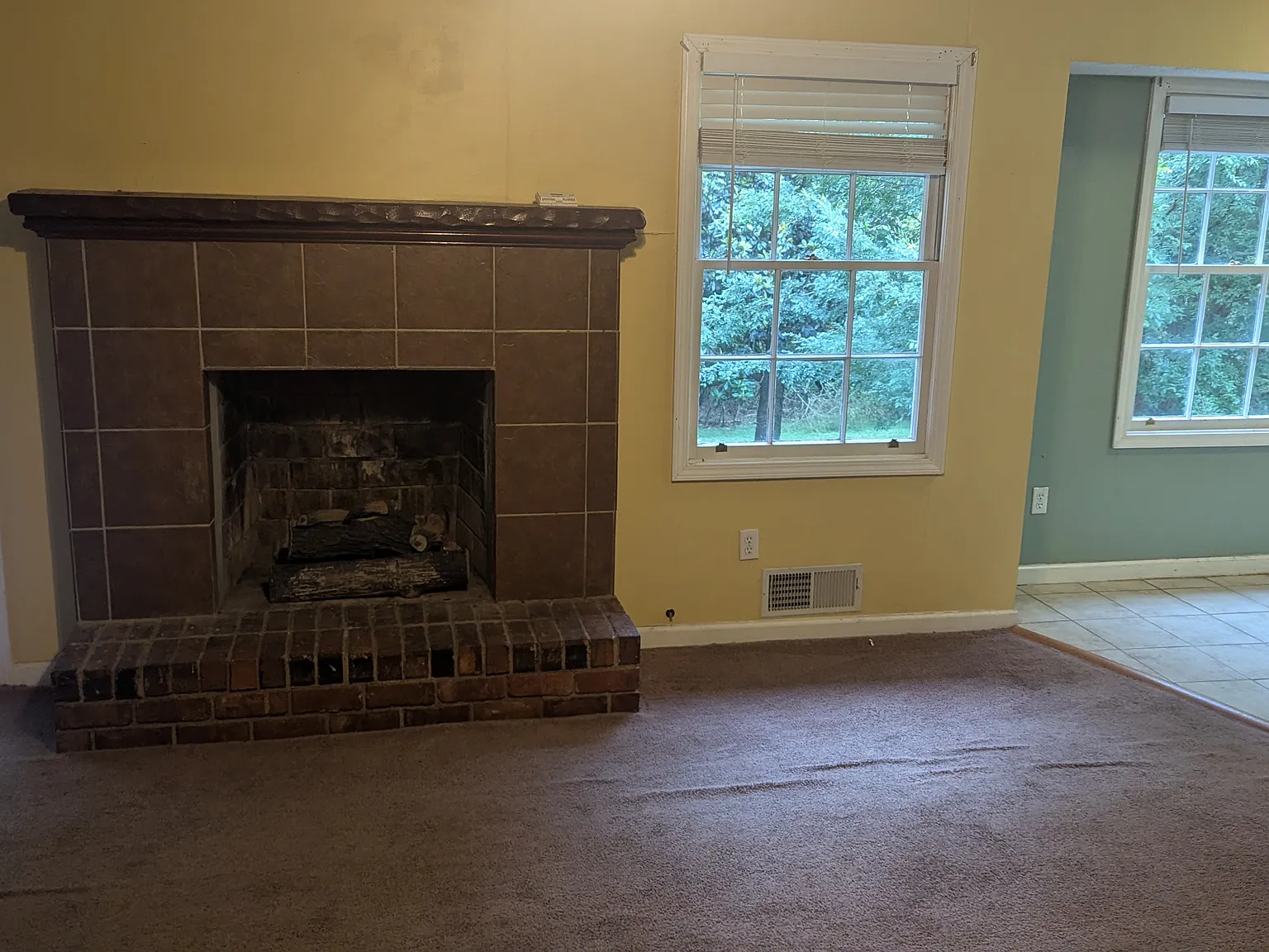 3 bed, 3276 sqft, $1,900 — Photo 3