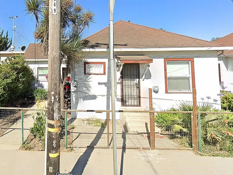 315 Ocean St #8 — Photo 1