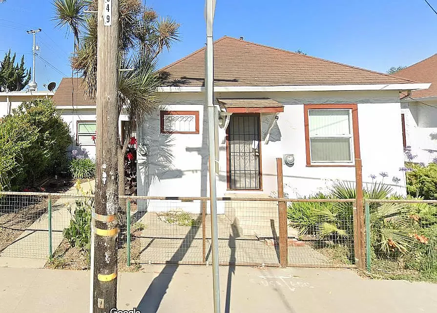 315 Ocean St #8