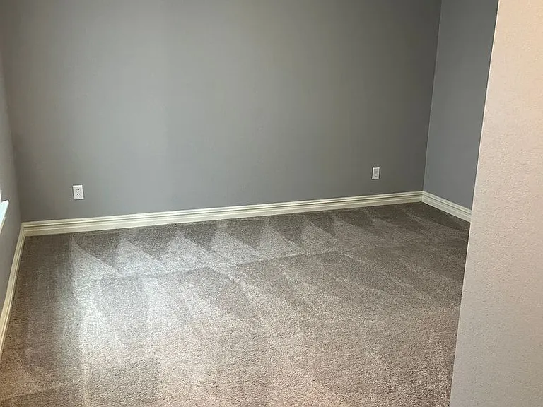9006 Chanel Pl — Photo 4