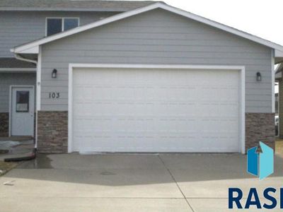 103 W Ivy Rd, Tea, SD, 57064