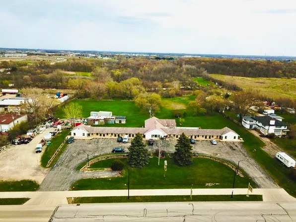 8060 S 27th St, Oak Creek, WI 53154