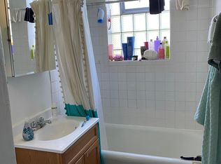 1421 W Addison St APT 2, Chicago, IL 60613