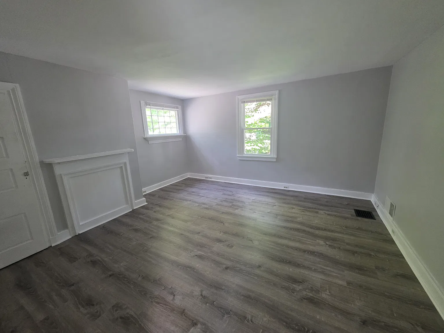4 bed, 2124 sqft, $2,000 — Photo 2
