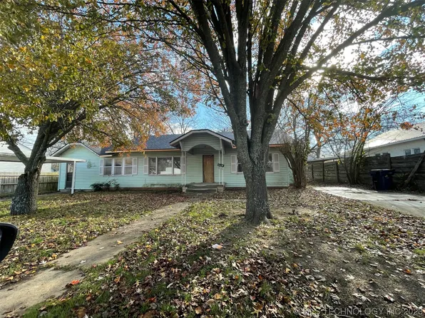 427 W 18th St, Ada, OK 74820