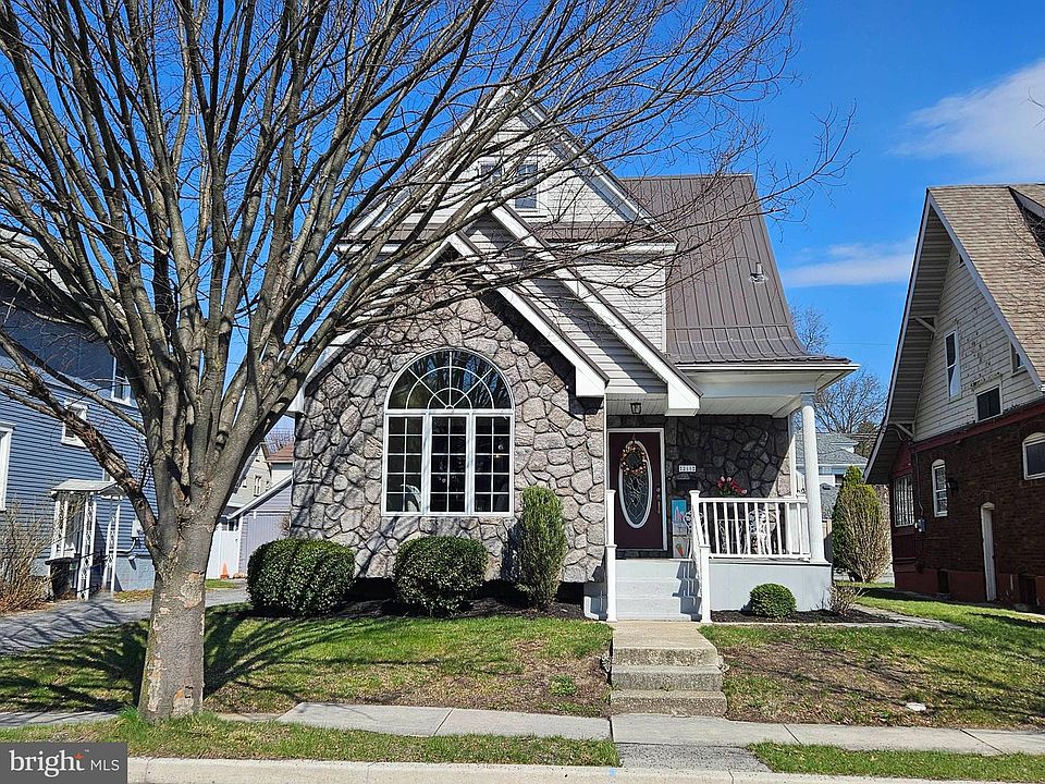1st image of 211 Logan Blvd