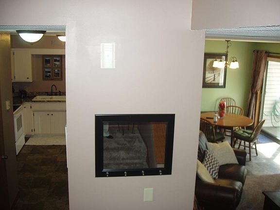 5th image of 894 E 6th St #1C