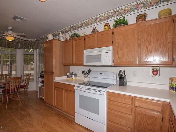 4th image of 20016 N 108th Ln