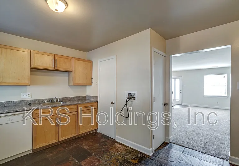 2792 Goolsby Ave N — Photo 6