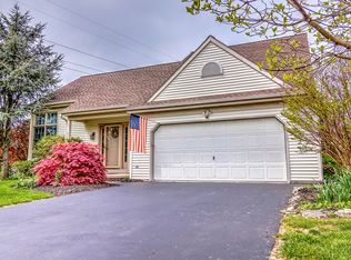 288 Black Oak Dr, Lancaster, PA 17602