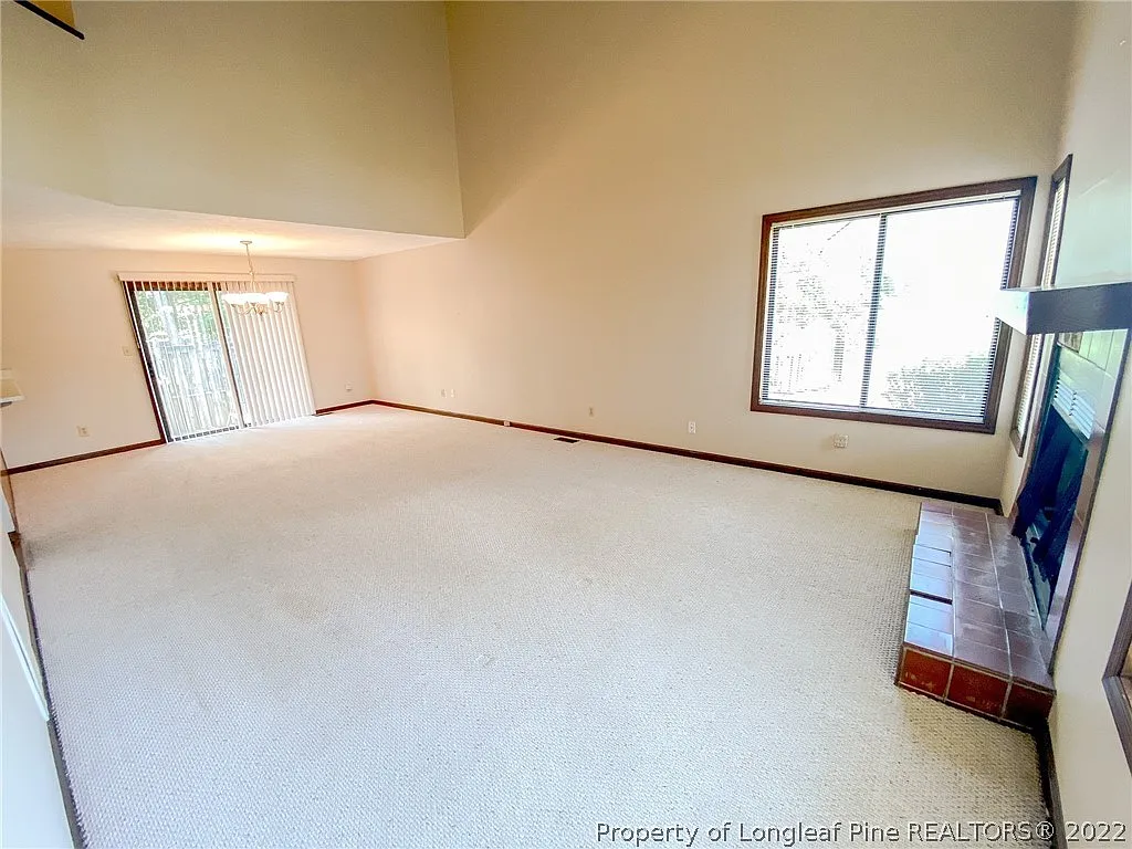 2 bed, 1.5 bath, $1,200 — Photo 4