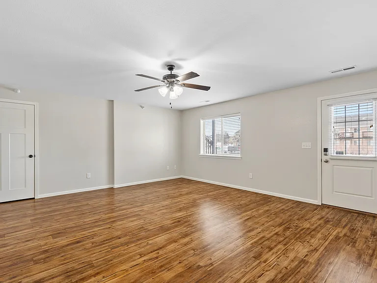 1260 E Minnesota St #106 — Photo 4