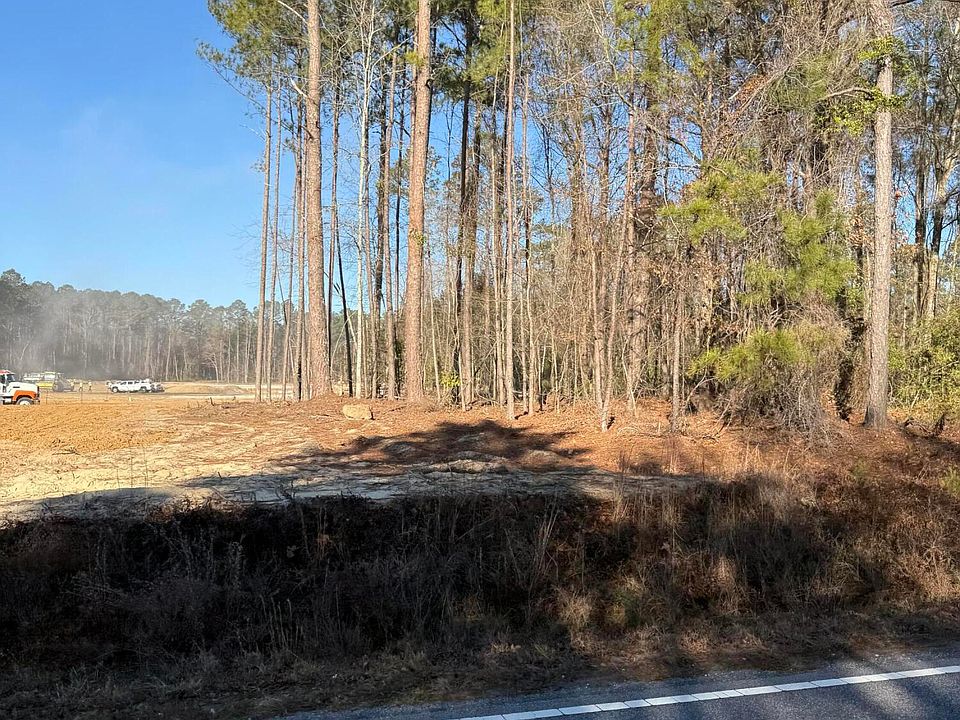 2nd image of 3125 Carter Rd
