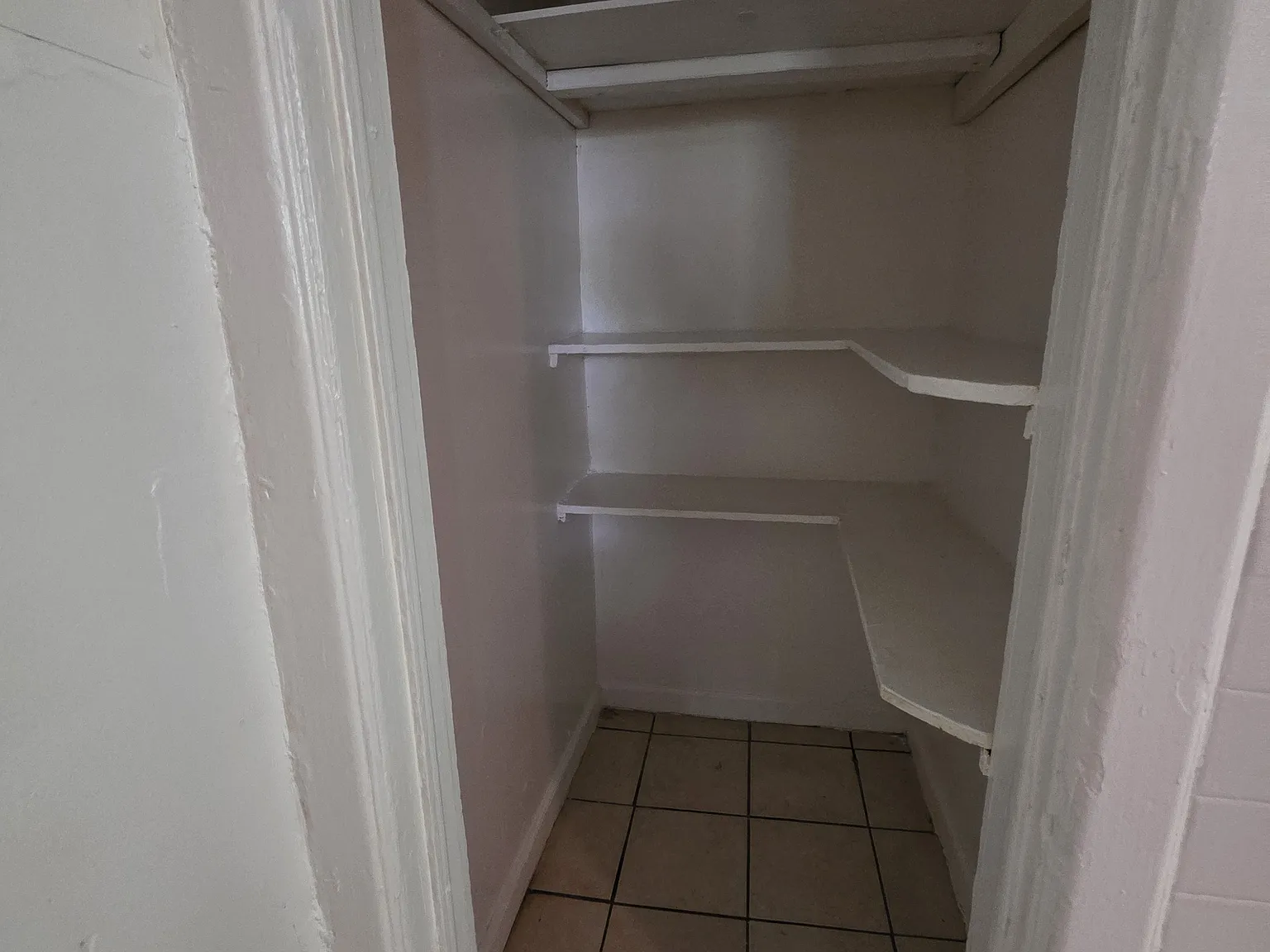 3 bed, 600 sqft, $2,650 — Photo 3